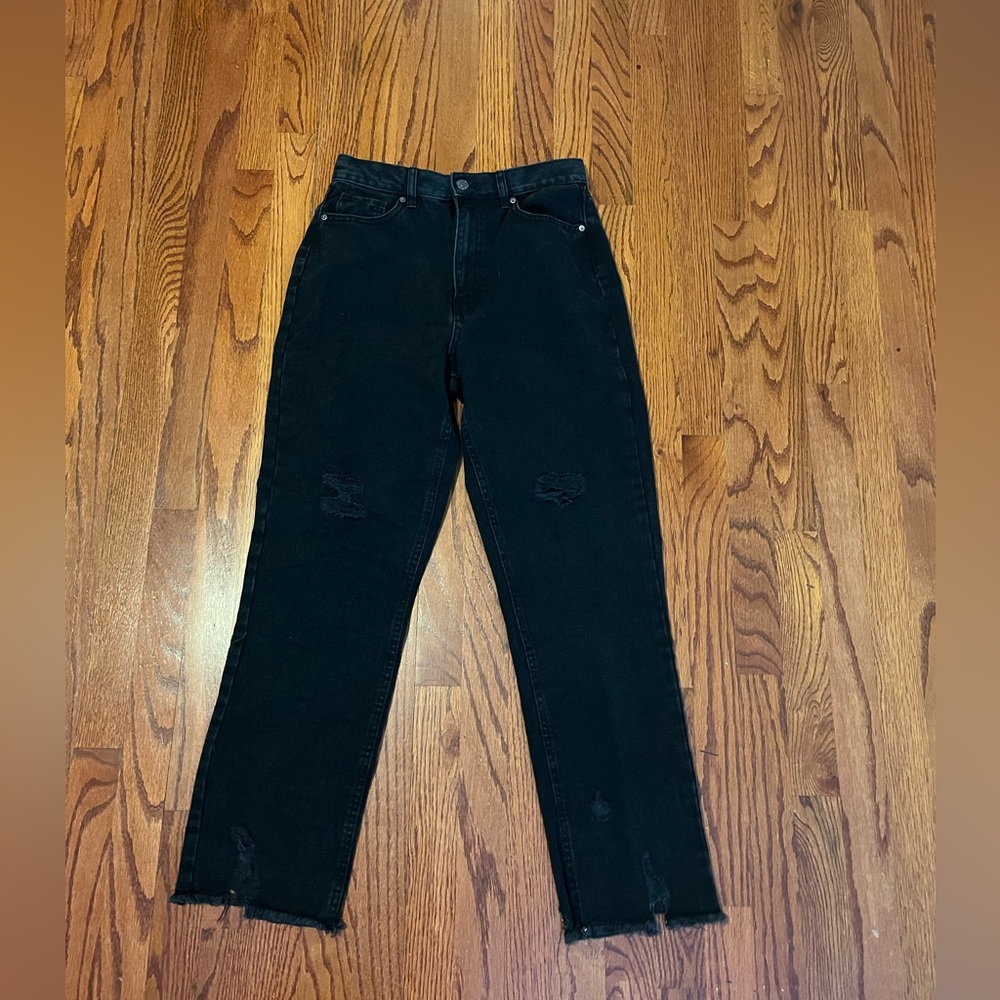 Never worn!! , brand new women’s black mom jeans size 7